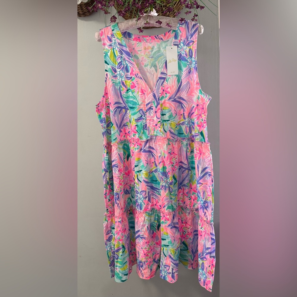 NWT Lilly Pulitzer Lorina V-Neck Dress XXL it was all a dream
